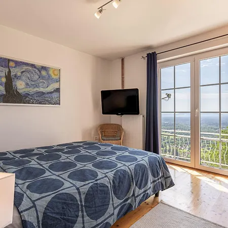 Apartment Skyview - Happy