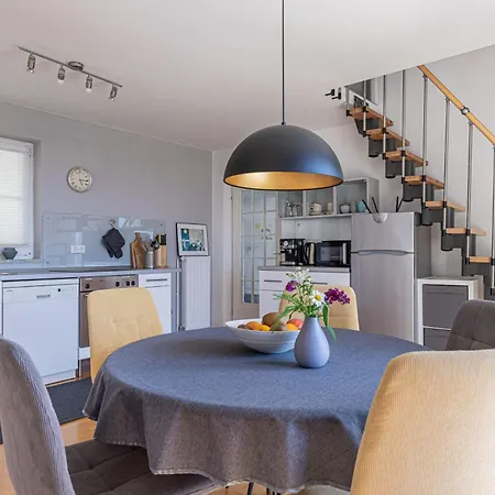 Apartment Skyview - Happy Semic